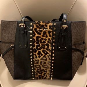 Sold New Michael Kors Voyager East/West Tote